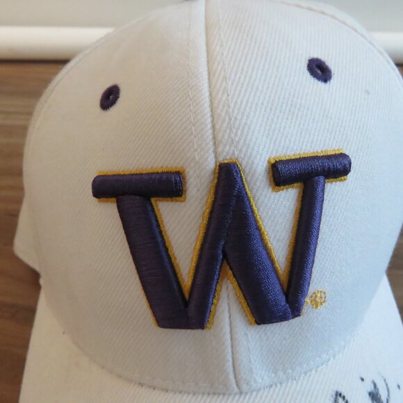 COLOSSEUM JUST SPORTS Washington Huskies Wool Blend Fitted Cap *Player Sz 6 3/4 - Picture 5 of 10